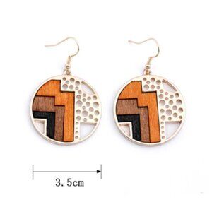 Jewelry earrings drop dangle hook yellow gold tone wood wooden brown new